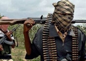 Terrorists, block, Kaduna airport, prevent, aircraft’s take-off, kill worker