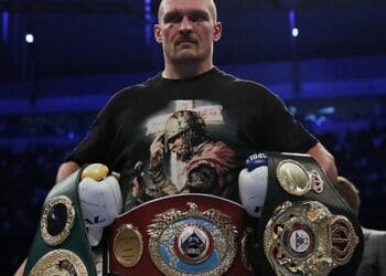 Oleksandr Usyk, dumps boxing, fight for Ukraine, Anthony Joshua’s fight, wait