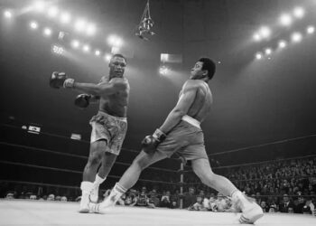 Muhammad Ali, Mike Tyson, Larry Holmes, Lennox Lewis, Zbigniew Pietrzkowski, Boxing, Greatest boxer