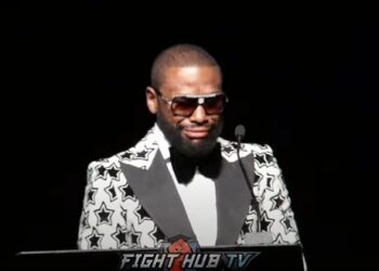 Floyd Mayweather, Boxing, Hall Of Fame induction, Tears