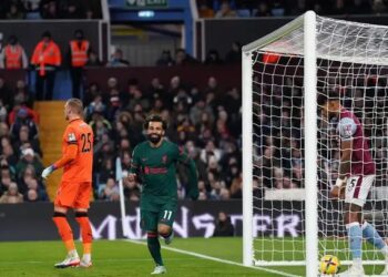 Mohamed Salah, opens score, Aston Villa, Premier League