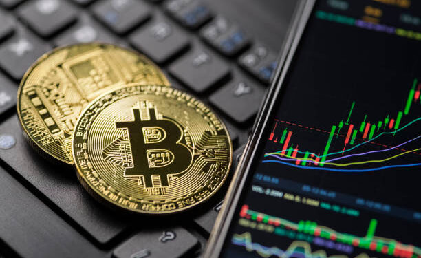 Bitcoin, Crypto currencies, Gains, ETF bets