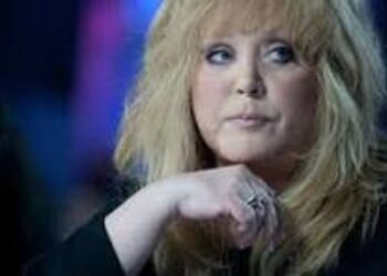 Alla Pugacheva, Russia, Queen of Soviet pop, Foreign agent