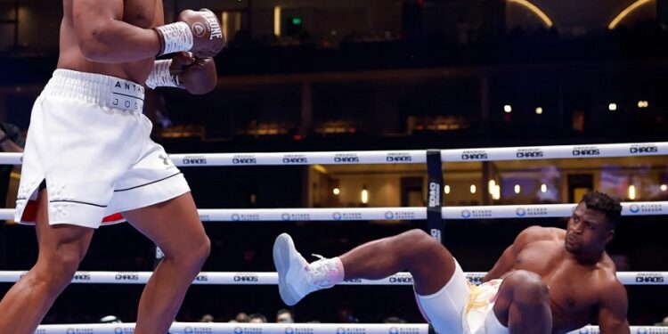 Anthony Joshua, Francis Ngannou, Saudi Arabia, Tyson Fury, Support, knockout, Boxing