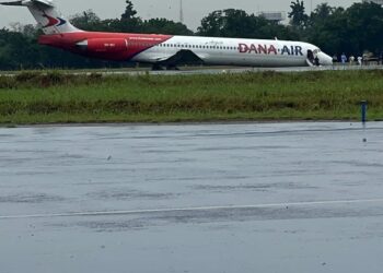 Dana aircraft, Runway skid-off, Lagos, Nigeria
