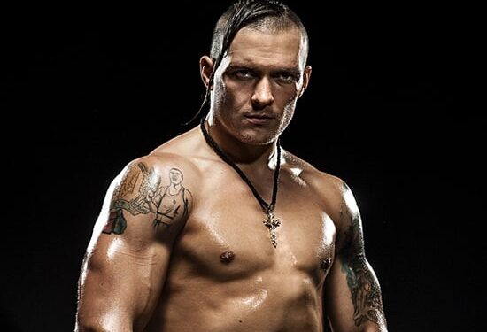 Oleksandr Usyk, Tyson Fury, Boxing, Instagram, Scammers