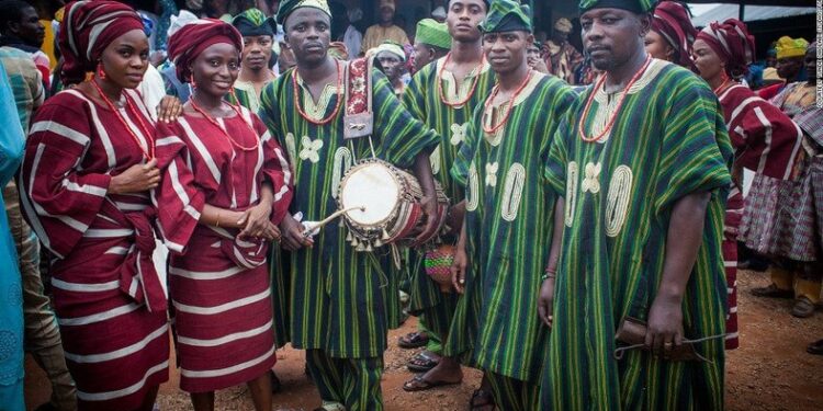 Political traditions, Nigeria, Fathers, Abiodun Komolafe, Yoruba