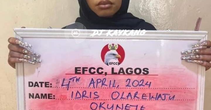 Bobrisky, Spraying money again